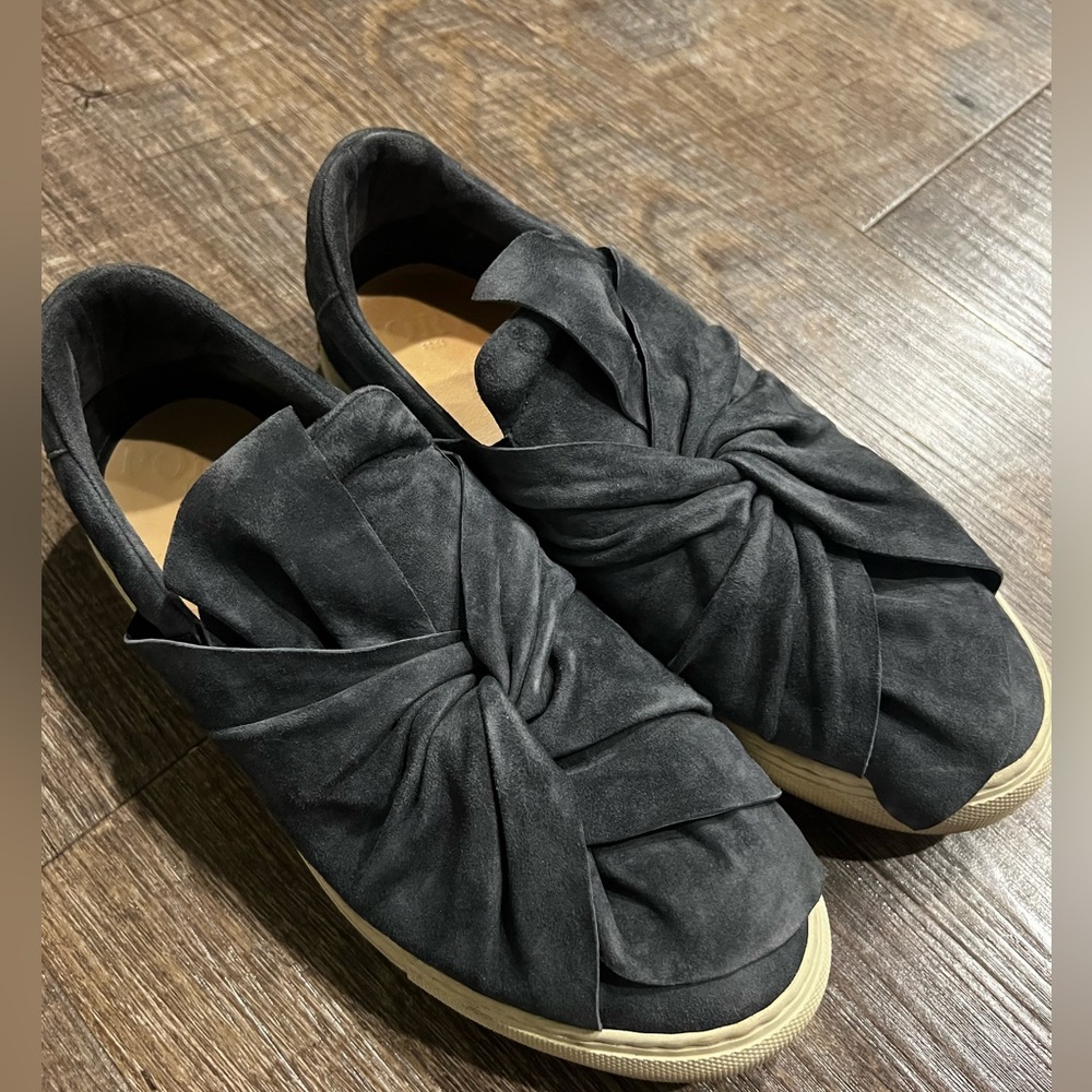 PORTS 1961 Grey Suede Knot Twist Slip On 37